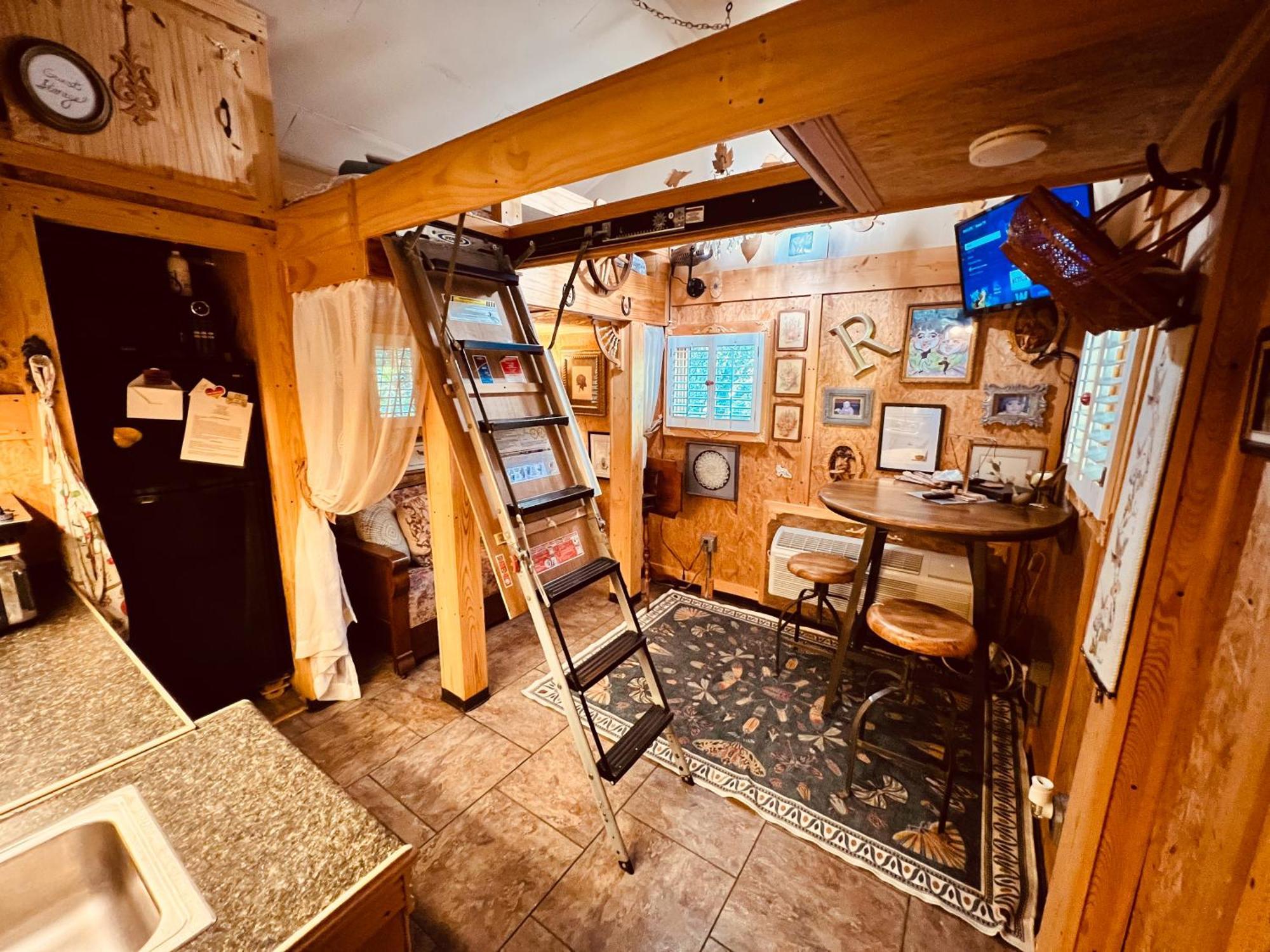 Tiny House, Wifi,Hot Tub,Secluded Villa Cosby Eksteriør billede